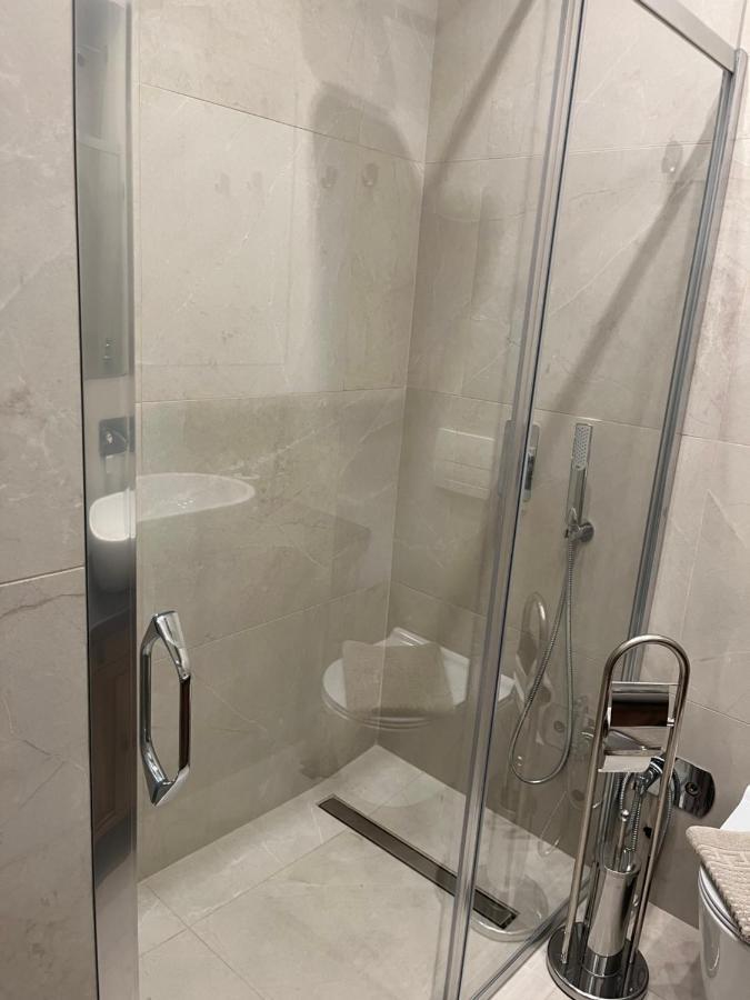 Appartamento Sveti Stefan Belgrado Esterno foto